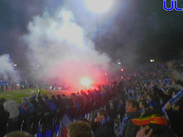 LEVSKI-Olympique_Marseille_1-0_UEFA_GroupF_01.Dec.2005_096-UL.jpg