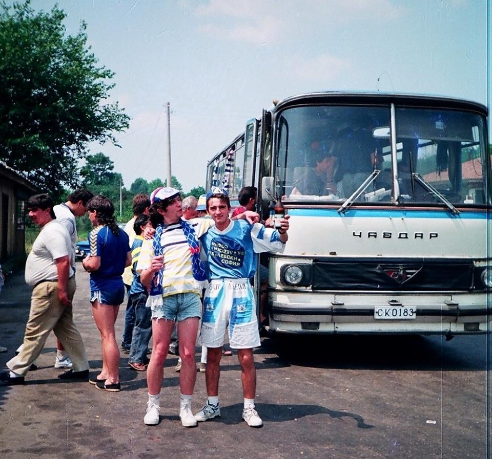 На път за Велико Търново 1992 година.jpg